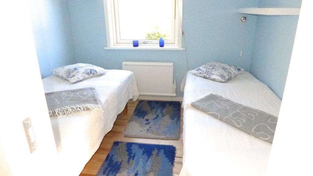 Riddarhuset Villa Ljungskile Room photo